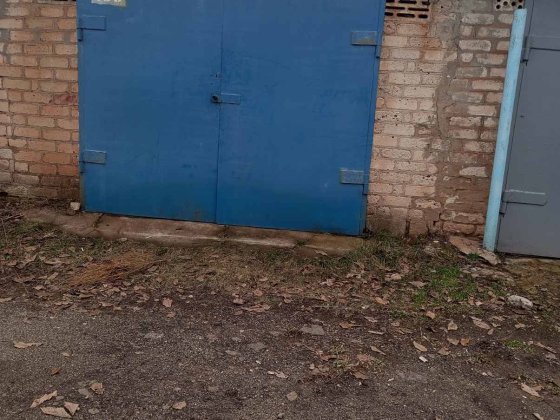 Продам гараж в кооперативе Дзержинец Кривий Ріг
