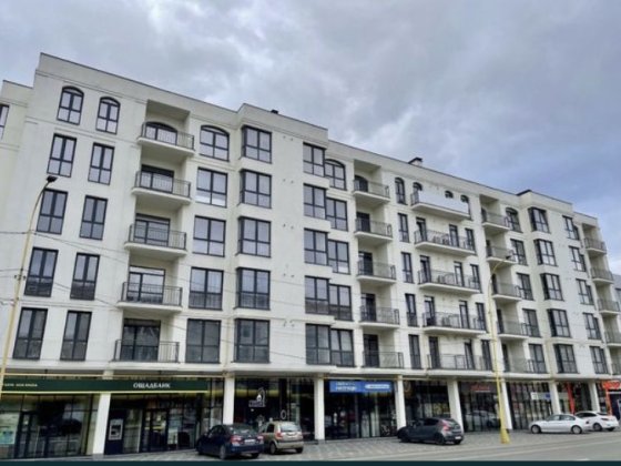 Продаж  Є 6 шт. Підземний паркінг. Центр Фокстрот Ужгород