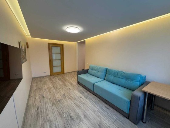 Продам 3 кімн. кварт. капремонтом ЖМ Перемога Б.Слави Б/готівку можно Днепр