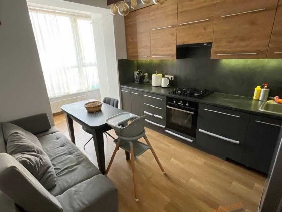 Продаж 1к квартири з ремонтом, в новобудові, вул. Б. Хмельницького Львів