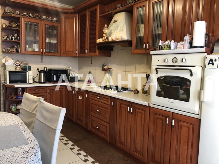 Продаж  3-х кімнатної квартира по вул. Плугова. - фото 1