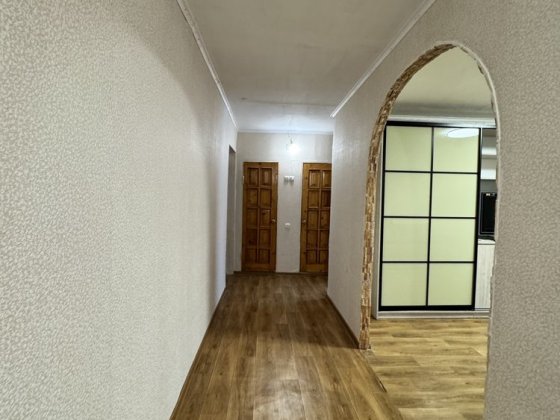 Квартира 3 кімнати, АГО, 4/9 ,утеплена Кропивницкий