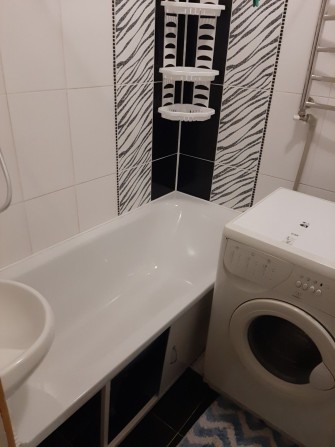 Продам 3 кімн. квартиру - фото 1