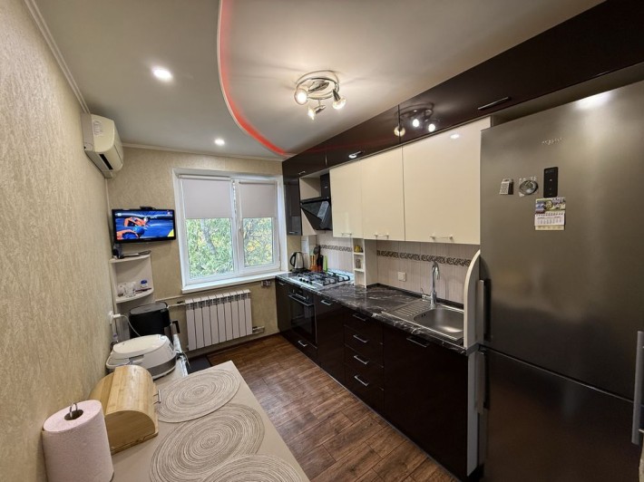 Четырехкомнатная квартира на Космонавтов,ост.Рассвет.Можно сертификат - фото 1