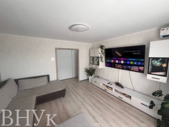 Продаж 4 кімнатної квартири по вулиці Мазепи. Львів