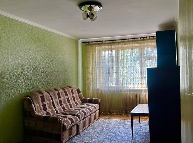 Продажа 2 ком. квартира по ул. Чумаченко - фото 1