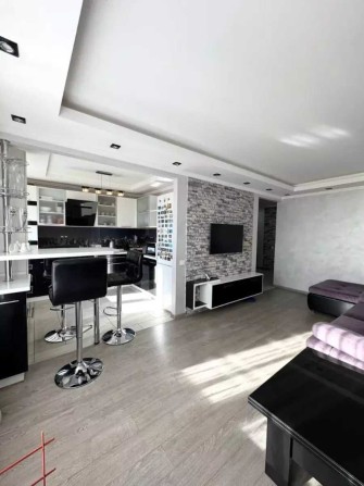 Продам 3к квартиру с евроремонтом АВТОНОМКА ГАЗ, Науки (Гагарина) Дафи - фото 1