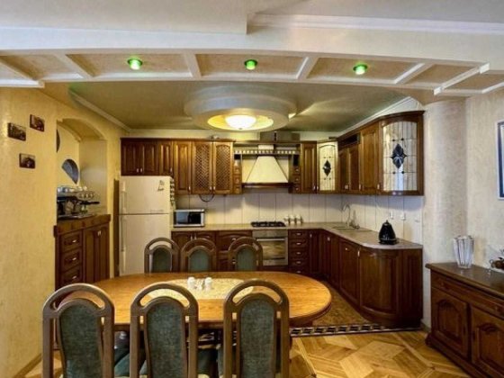 Продаж дворівневої  4 кімнатної квартири, вулиця Тролейбусна Львів