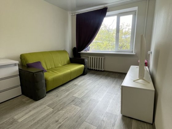 Продам 1к кв.Не высокий 2й этаж.Парус.Новокадацкий Днепр