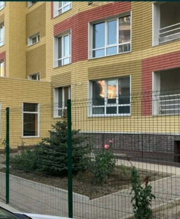 продам 4-х кімнатну квартиру - фото 1