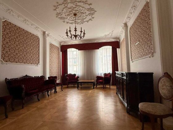 Продаж 3-кімнатної квартири у центрі Львова Львов