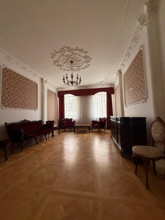 Продаж 3-кімнатної квартири у центрі Львова - фото 1