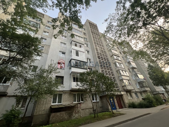 Продаж 2 кім кв вул. Стрийська (цегла) - фото 1