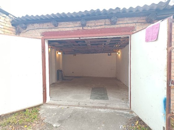 Продам гараж у кооперативі №8 (Завадівка)
Продаж терміновий!!! Кропивницький