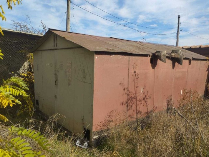Металевий гараж у гарному стані - фото 1
