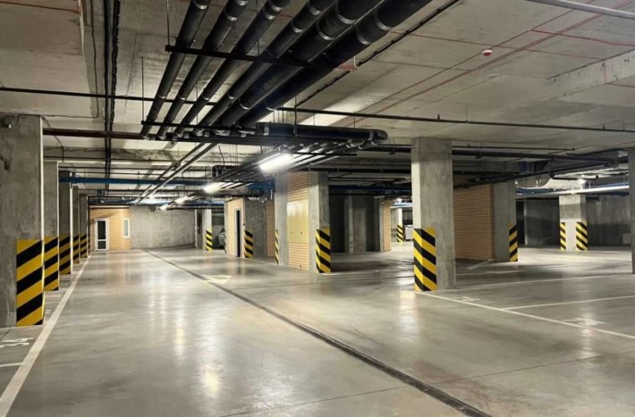 Паркінг, паркомісце ЖК AurA, Аура, Авалон Зелена, Бузкова, Навроцького - фото 1