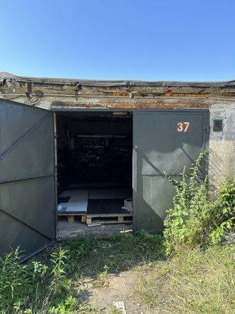 Гараж з ямою-вул.Любінська - фото 1