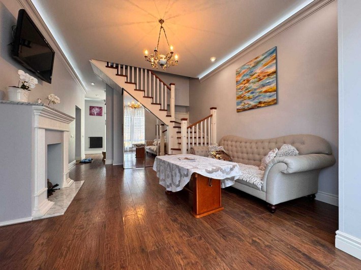 Продаж квартири в чудовому районі по вул.Куликівська з гаражем - фото 1