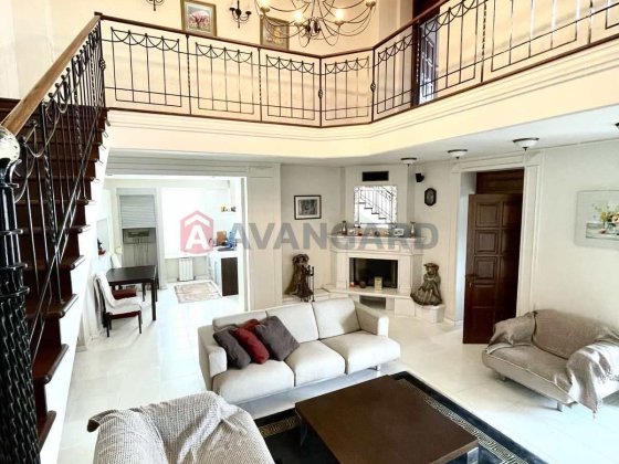 Лондонська атмосфера у центрі Дніпра! Дніпро