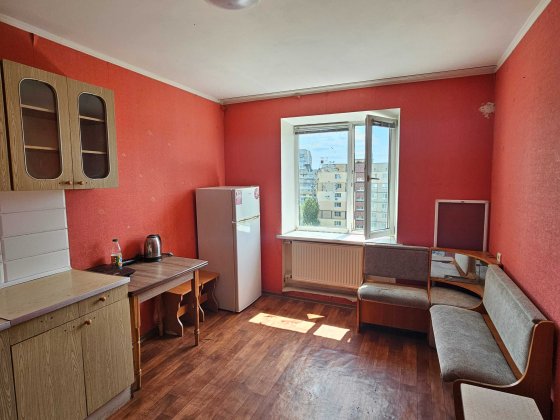 Продам квартиру, ж/м Победа-6, пер. Добровольцев, пр. Героев Дніпро