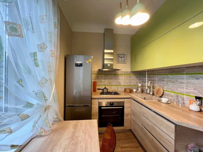 Продається 2-кімнатна квартира на бульварі Марії Примаченко - фото 1