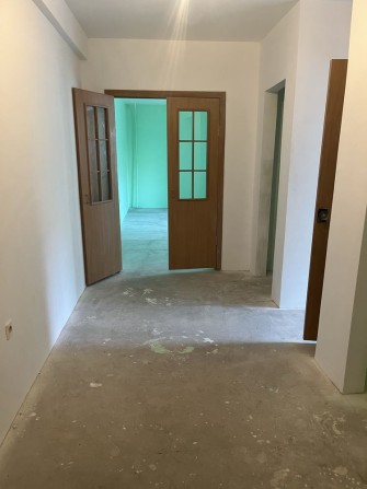 Продається 3 кімн. квартира Ковалівка 2/14 пов. - фото 1