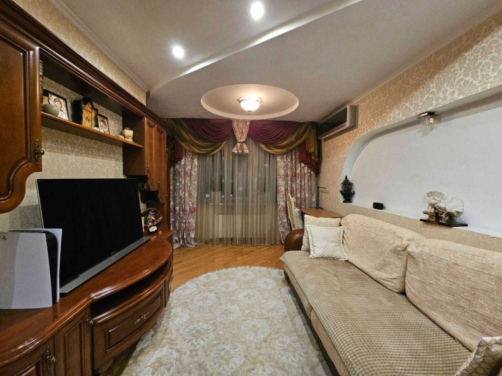 Продається двокімнатна квартира в центрі міста з автономним опаленням - фото 1