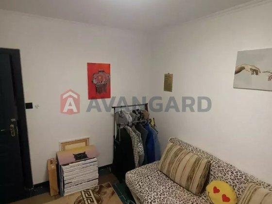 Продам 4 кімнатну квартиру ж.м.Покровський Днепр