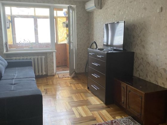 Продается 2 ком квартира на бабурке! Запорожье