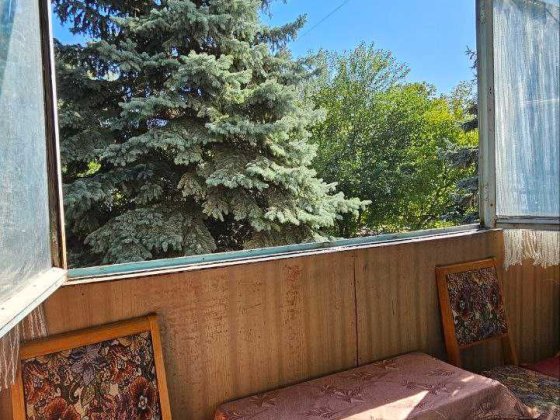 Продам 3-кімнатну квартиру на вул. Новокримській, поруч із «Сільпо» Днепр