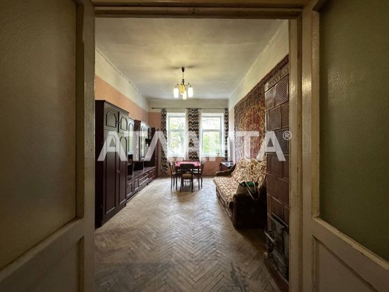 Продаж 1-кім квартири під ресмонт, 36.7м2, Вул. Жовківська Львів