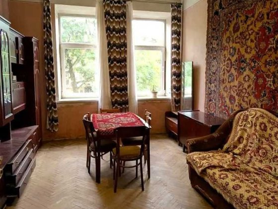 Продаж 1-кім квартири під ресмонт, 36.7м2, Вул. Жовківська Львів