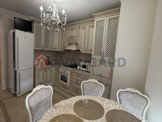 Продам двокімнатну квартиру з гарним ремонтом! Львів