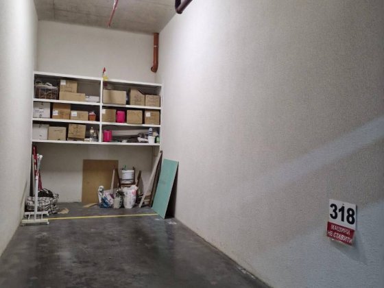 Паркінг під 46-49 Перлиной Одесса