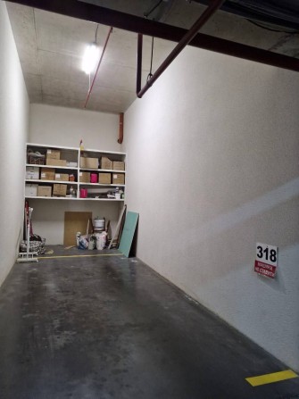 Паркінг під 46-49 Перлиной - фото 1