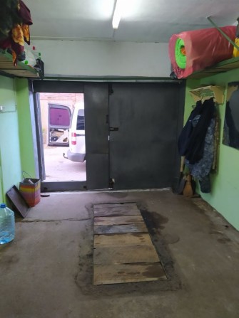 Гараж по улице валентиновской 64/5 - фото 1