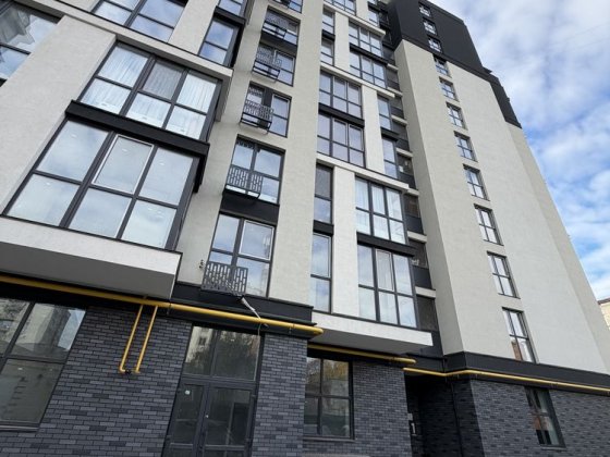 Продається 3х кімнатна квартира. ЖК Статус Житомир