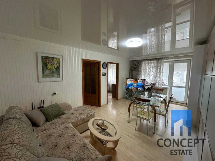 Продам уютную 3к возле парка Шевченко. Крутогорный спуск. Рогалева! - фото 1