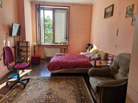 Продаж квартири в центрі на вул. Князя Романа Львів