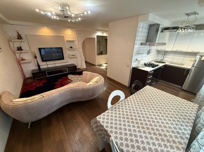 Продам отличную 3х комнатную квартиру.Автономное отопление. - фото 1