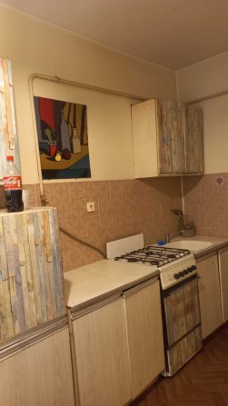 Продаж 1к сталінка вул.Лазаренка 45м2 велика та простора - фото 1