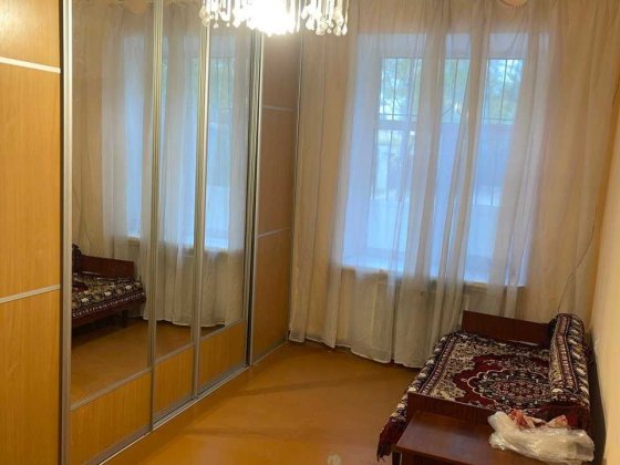 Продам 1к квартиру вул.Придніпровська 3 Днепр