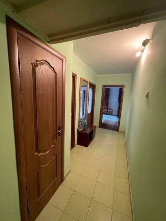 Продаю трёхкомнатную квартиру в доме гиганте на Мира 17 - фото 1