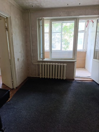 Продам 3-х кімнатну квартиру в Індустріальному районі - фото 1