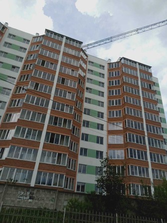 Гарна світла квартира комунікації підключено - фото 1