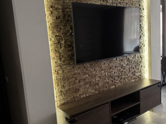 Продам 3-кімнатну квартиру у центрі Заводського району Запоріжжя