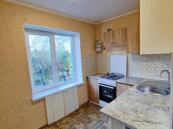 Продаж 1к великогабаритної квартири, вул.Ю.Коваленка Кропивницький