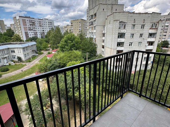 Простора 3-кімнатна квартира 89 м , право власності ЖК SYMBOL - Сихів Львов