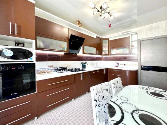 Продаю нову 3к квартиру в новобудові Прем'єр Хаус в центрі. ц1 Николаев