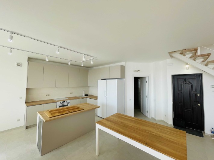 Продаж квартири з терасою і мангалом на даху! Близько центр Львів! - фото 1